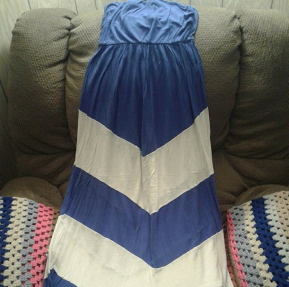 Strapless dress
